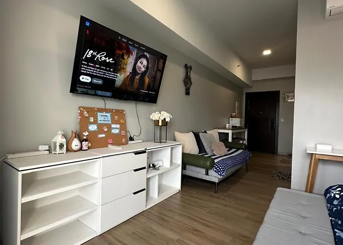 Comfy In Uptown Arts Apartamento