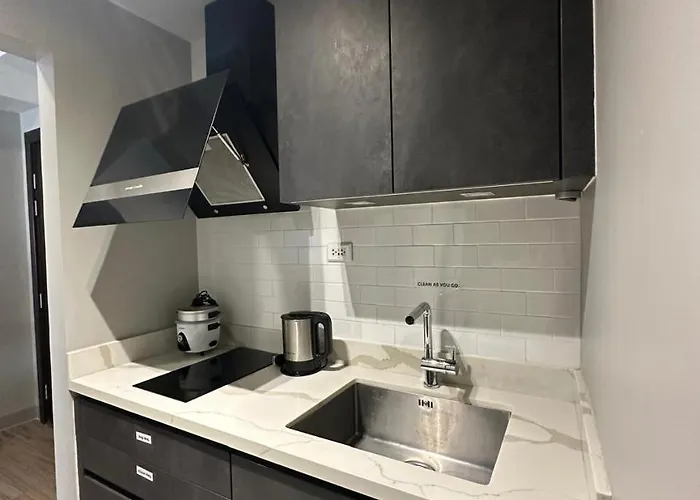 Comfy In Uptown Arts Apartamento